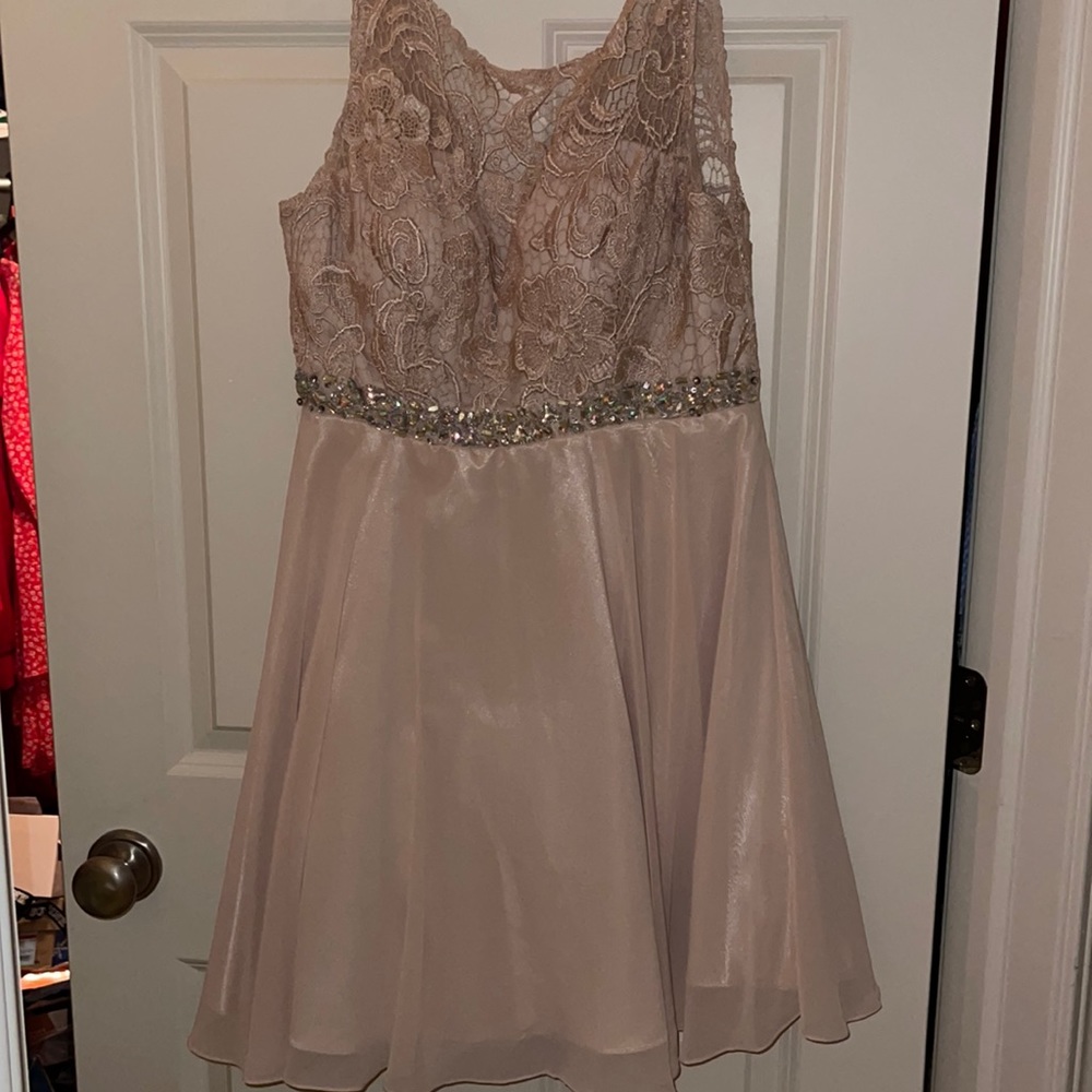 Homecoming/prom dress. Dancing queen, size L, champagne color